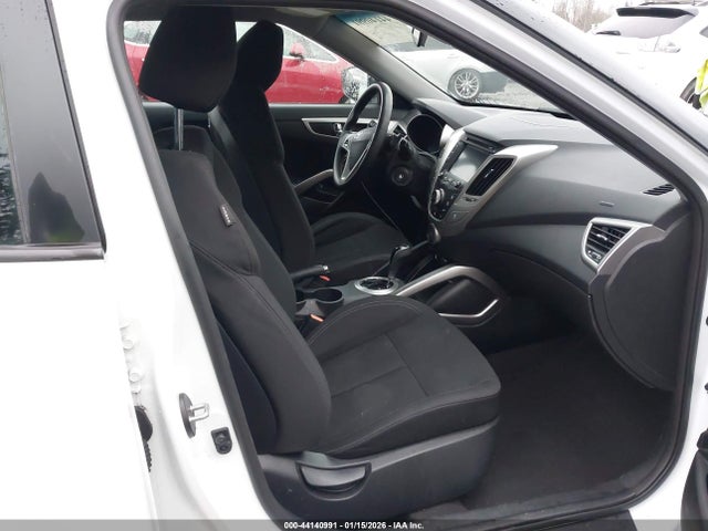 Hyundai Veloster 2016 KMHTC6AD5GU261065 Image 17