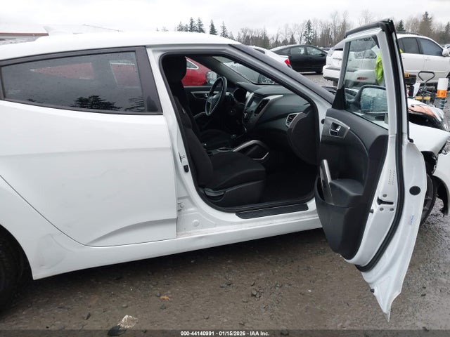 Hyundai Veloster 2016 KMHTC6AD5GU261065 Image 5