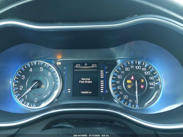 Продаж на аукціоні авто 2015 Chrysler 200 Limited, vin: 1C3CCCAB4FN576602, номер лоту: 44140993