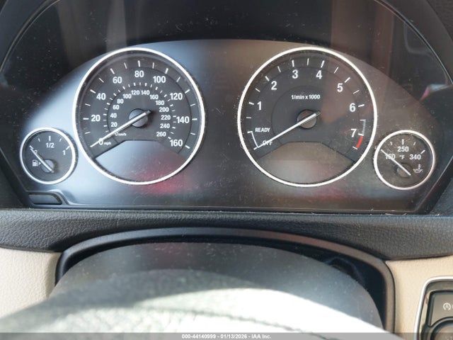 WBA3B1C54FK135951 BMW 320i