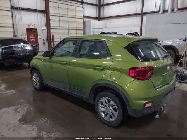 2021 HYUNDAI VENUE KMHRB8A30MU102482 Photo 2