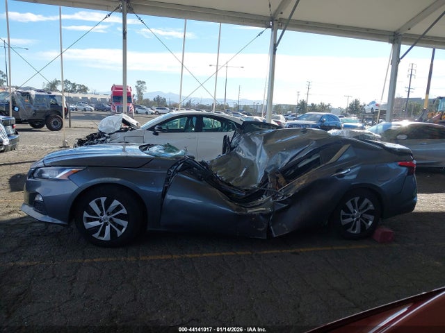 Продажа на аукционе авто 2020 Nissan Altima S Fwd, vin: 1N4BL4BV7LC275566, номер лота: 44141017