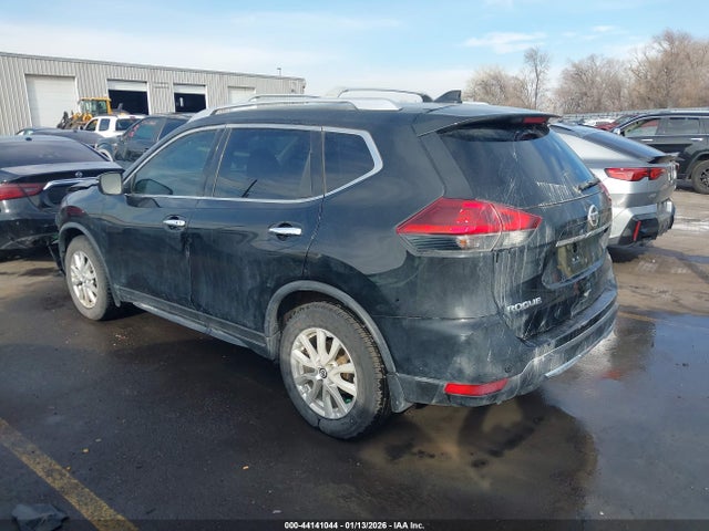 2019 NISSAN ROGUE JN8AT2MT1KW260651 Photo 2