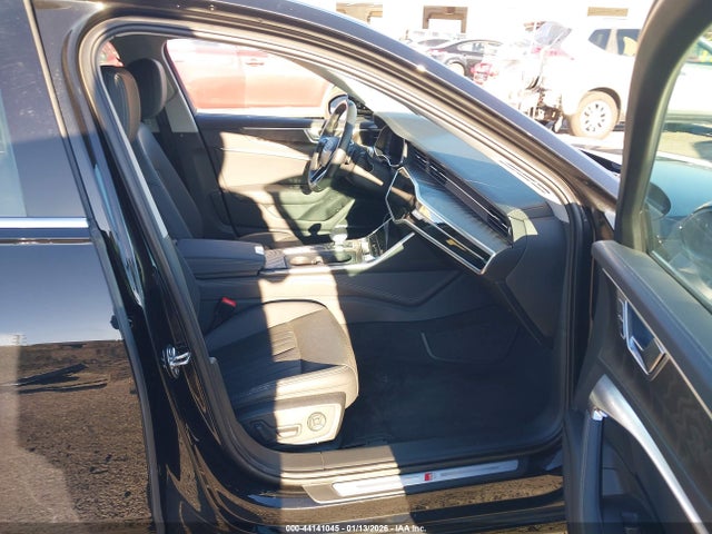 2019 AUDI A6 WAUM2AF20KN092420 Photo 4