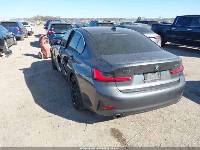 2020 BMW 330I 3MW5R1J00L8B33364 Photo 2