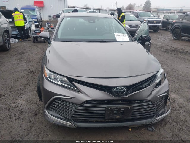 4T1C11AK5RU912575 Toyota CAMRY LE