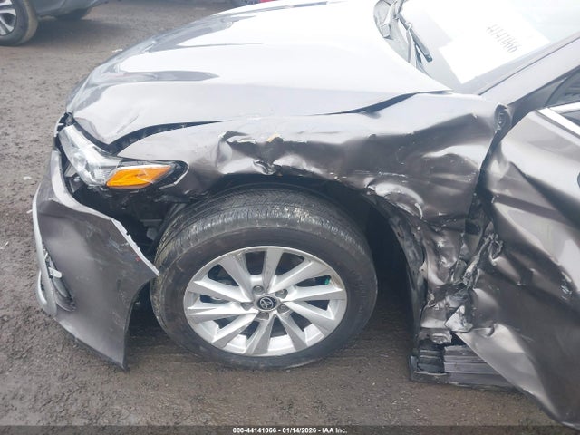 4T1C11AK5RU912575 Toyota CAMRY LE