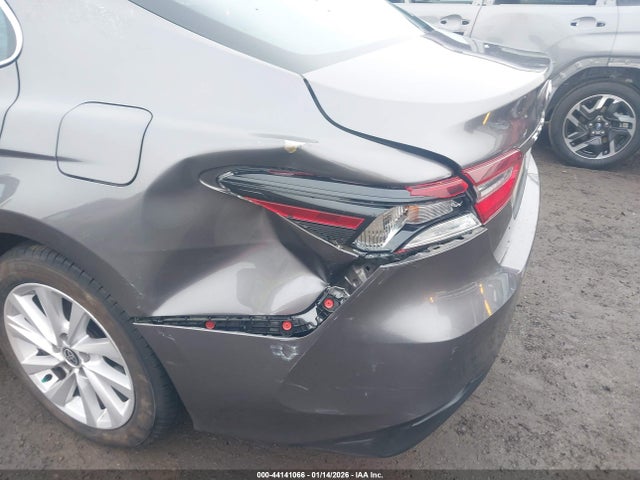 4T1C11AK5RU912575 Toyota CAMRY LE