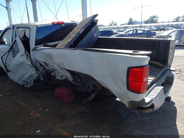 1GC1KUEG8JF246689 Chevrolet Silverado 2500hd Wt