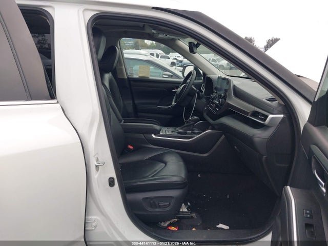 5TDHZRAHXLS510181 Toyota Highlander Xle
