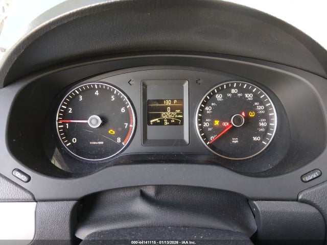 3VWD17AJ7EM437963 Volkswagen Jetta 1.8t Se