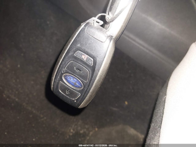 4S4BTAFC3N3176162 Subaru Outback Premium
