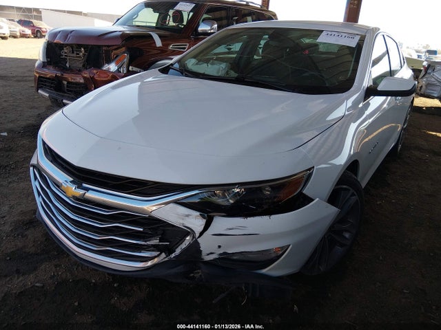 1G1ZD5STXNF118182 Chevrolet Malibu Fwd Lt