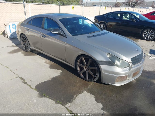 2006 MERCEDES-BENZ CLS 55 AMG WDDDJ76X56A020572
