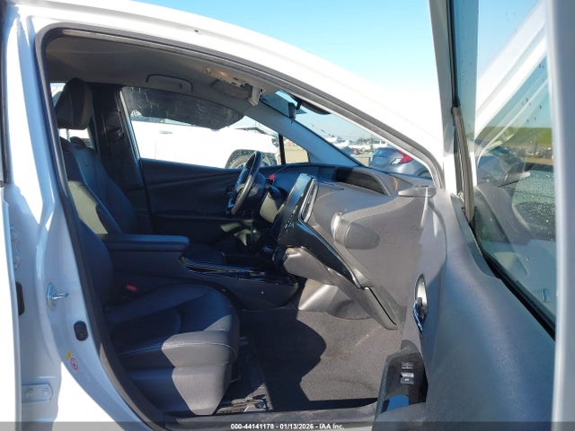 JTDKAMFP4M3177043 Toyota Prius Prime Xle