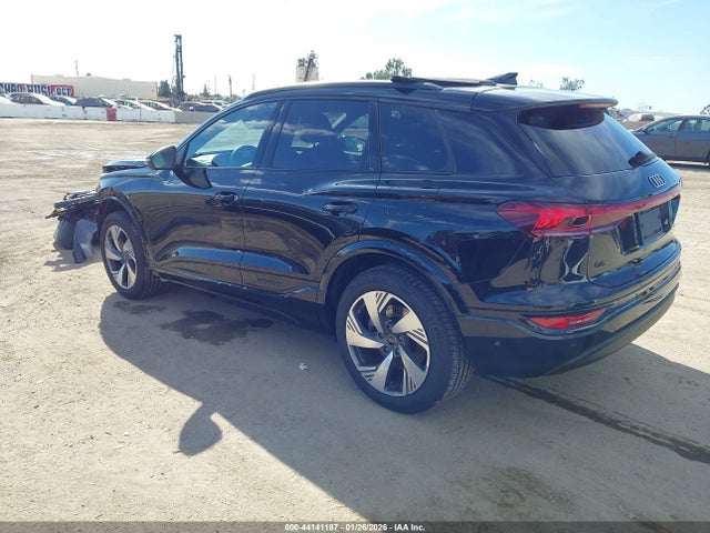 2025 AUDI Q6 E-TRON WA114BGF9SA064754 Photo 2