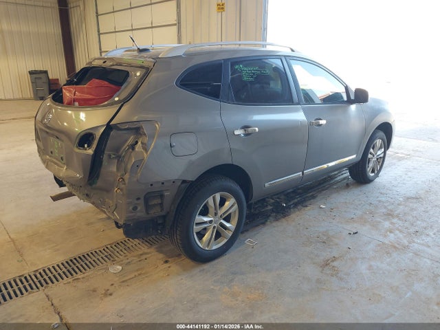 JN8AS5MV8FW765663 Nissan Rogue Select S