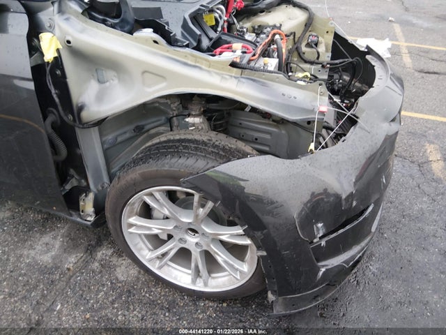Tesla Model Y Rwd 2024 7SAYGDED2RF044228 Image 21