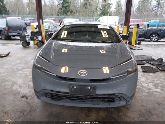 JTDADABU9P3003857 Toyota Prius Le Awd-e