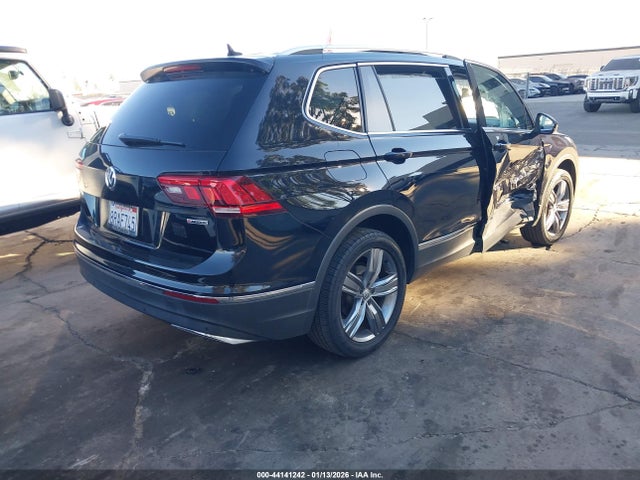 2020 VOLKSWAGEN TIGUAN 3VV2B7AX5LM040052 Photo 3