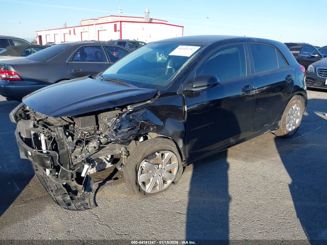 3KPA25AD2ME402354 KIA Rio 5-door S