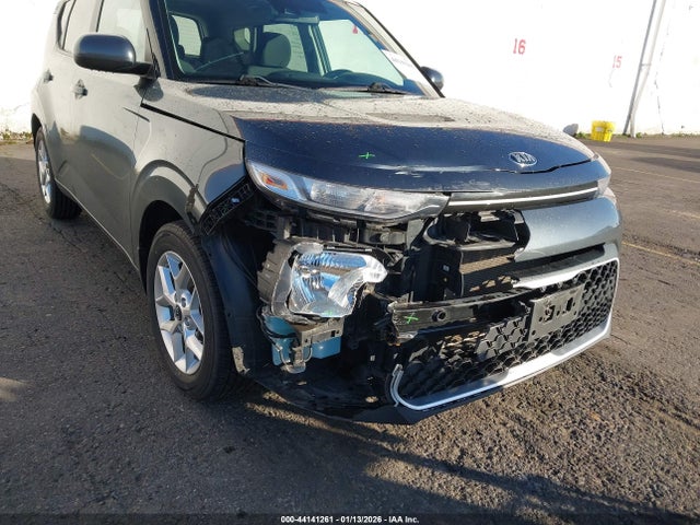 KNDJ23AU9L7042986 KIA SOUL S