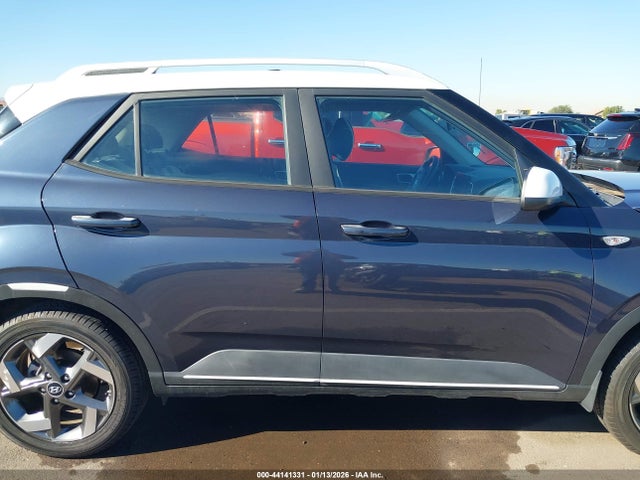 Продаж на аукціоні авто 2021 Hyundai Venue Denim, vin: KMHRC8A33MU114137, номер лоту: 44141331