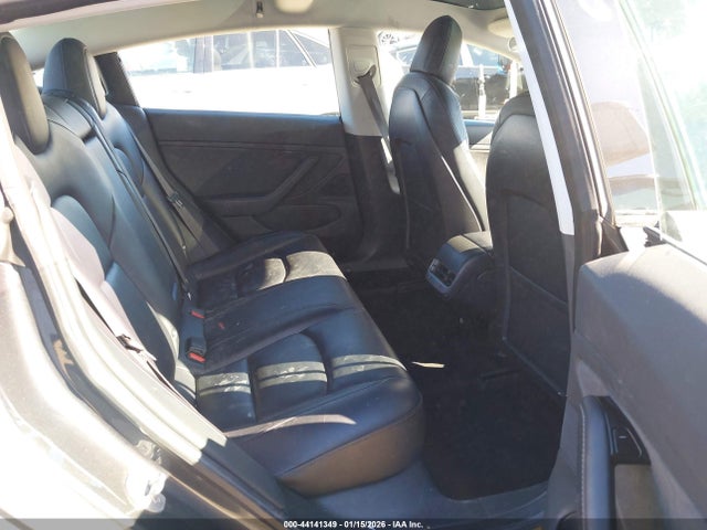 2018 TESLA MODEL 3 5YJ3E1EA3JF016315 Photo 7