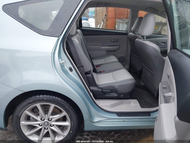 JTDZN3EU2HJ057912 Toyota Prius V Five