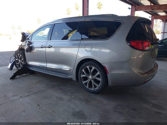 44141354 :رقم المزاد ، 2C4RC1GG1HR504517 vin ، 2017 Chrysler Pacifica Limited مزاد بيع