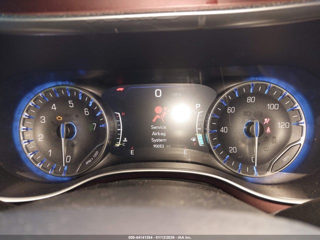 44141354 :رقم المزاد ، 2C4RC1GG1HR504517 vin ، 2017 Chrysler Pacifica Limited مزاد بيع