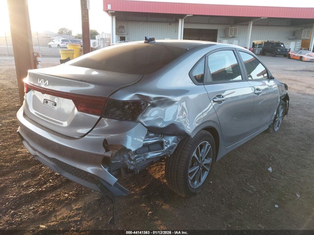 3KPF24AD3RE707160 KIA Forte Lxs
