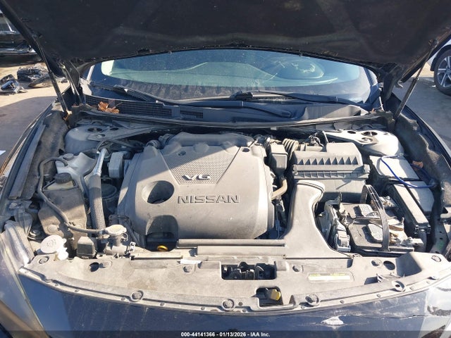 1N4AA6AP5JC377817 Nissan Maxima 3.5 Sv