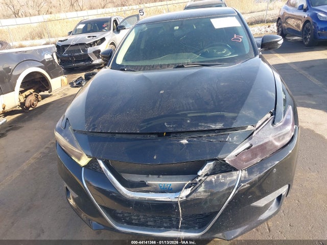 1N4AA6AP5JC377817 Nissan Maxima 3.5 Sv