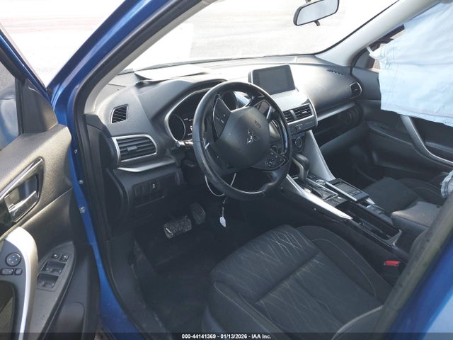 2019 MITSUBISHI ECLIPSE CROSS JA4AT5AA5KZ022052 Photo 4