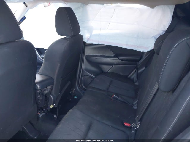 2019 MITSUBISHI ECLIPSE CROSS JA4AT5AA5KZ022052 Photo 7