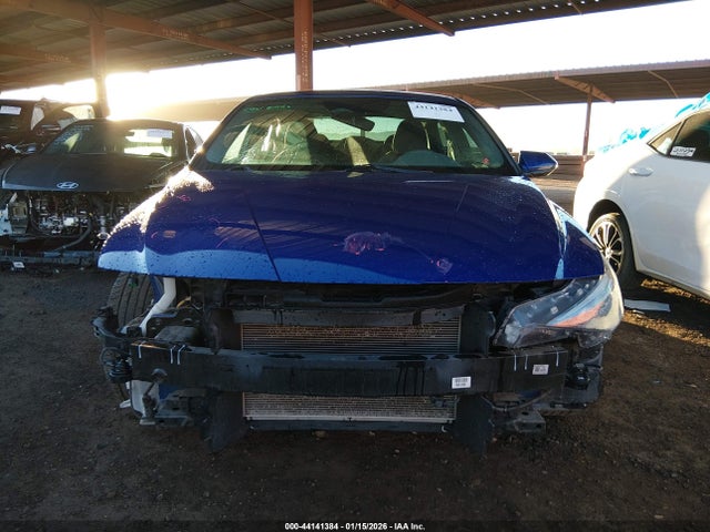 KMHLM4AG3PU371883 Hyundai ELANTRA SEL