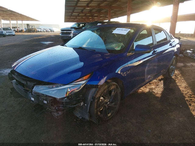 KMHLM4AG3PU371883 Hyundai ELANTRA SEL