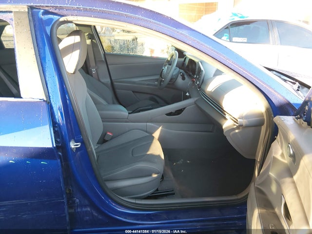 KMHLM4AG3PU371883 Hyundai ELANTRA SEL