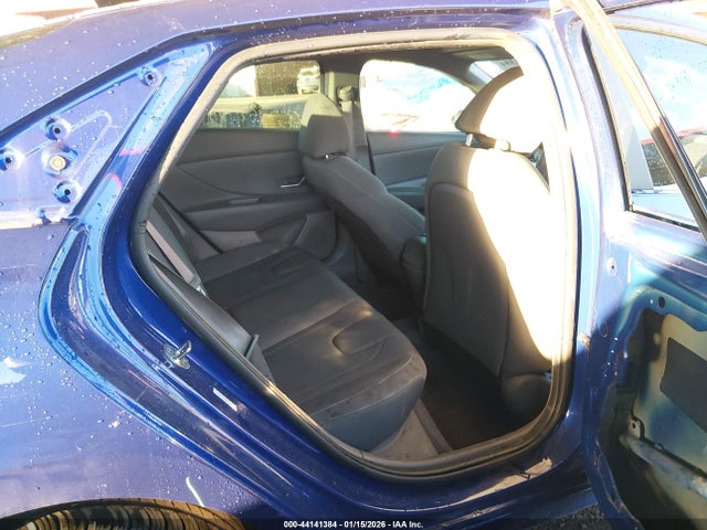 KMHLM4AG3PU371883 Hyundai ELANTRA SEL