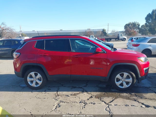 Jeep Compass Latitude 4x4 2018 3C4NJDBB3JT222318 Image 13