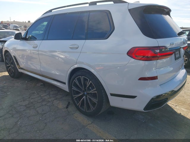 5UXCX6C04M9F16694 BMW X7 M50i