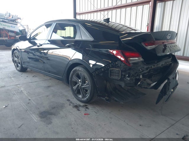2022 HYUNDAI ELANTRA KMHLM4AG5NU285164 Photo 2