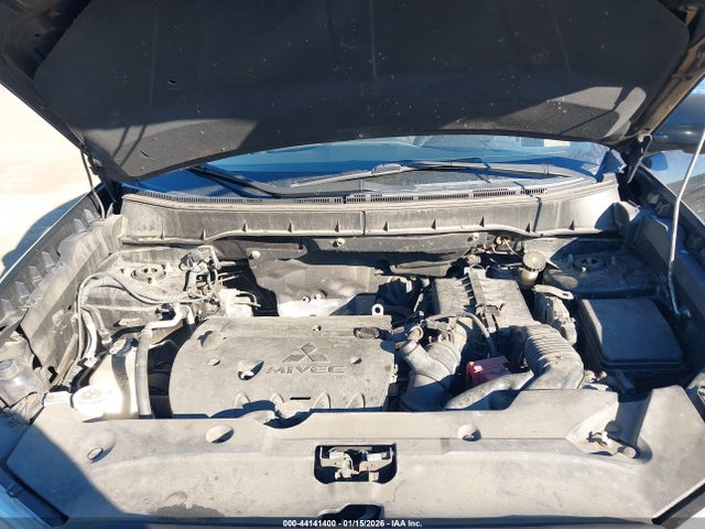 2018 MITSUBISHI OUTLANDER SPORT JA4AR3AU9JU022628 Photo 9