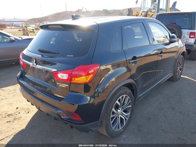2018 MITSUBISHI OUTLANDER SPORT JA4AR3AU9JU022628 Photo 3