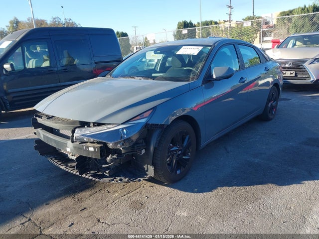 KMHLM4AG5PU384182 Hyundai ELANTRA SEL