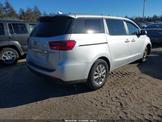 KNDMA5C10L6613625 KIA Sedona L