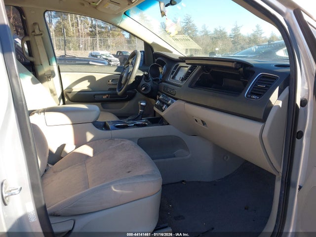 KNDMA5C10L6613625 KIA Sedona L