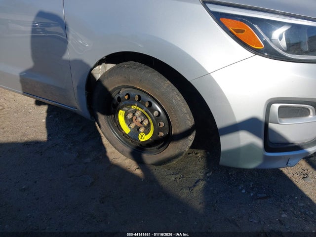 KNDMA5C10L6613625 KIA Sedona L