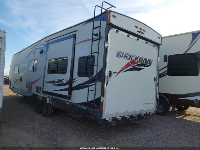 4X4TSHC2XKE004818 Forest River Shockwave Toy Hauler